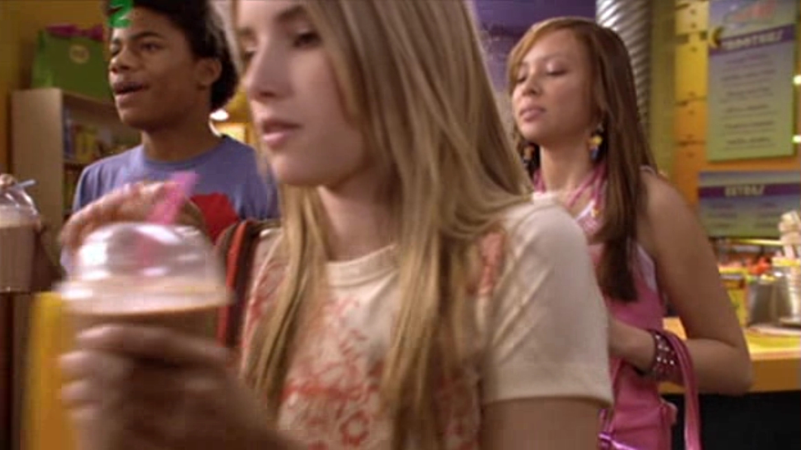VampireDiariesWorld_dot_nl-UnfabulousS02E140138.jpg