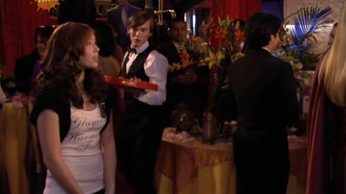 VampireDiariesWorld_dot_nl-UnfabulousS02E141026.jpg