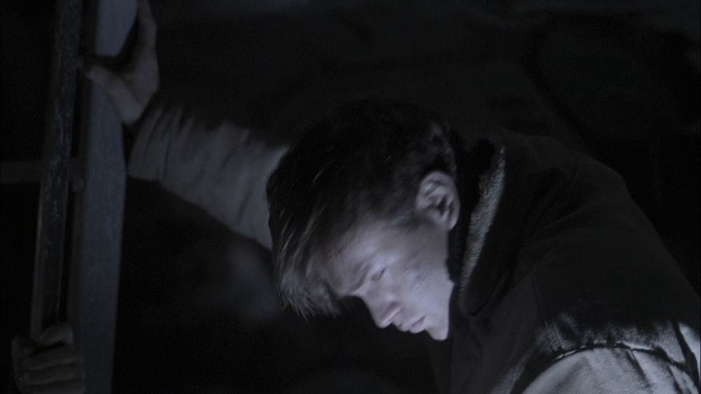 VampireDiariesWorld-dot-org_Below5119.jpg