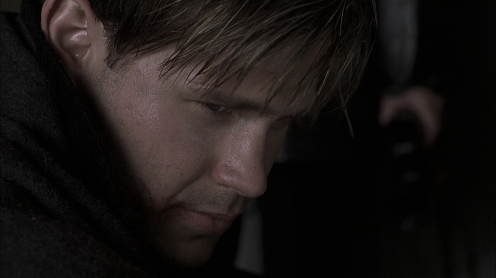 VampireDiariesWorld-dot-org_Below5611.jpg