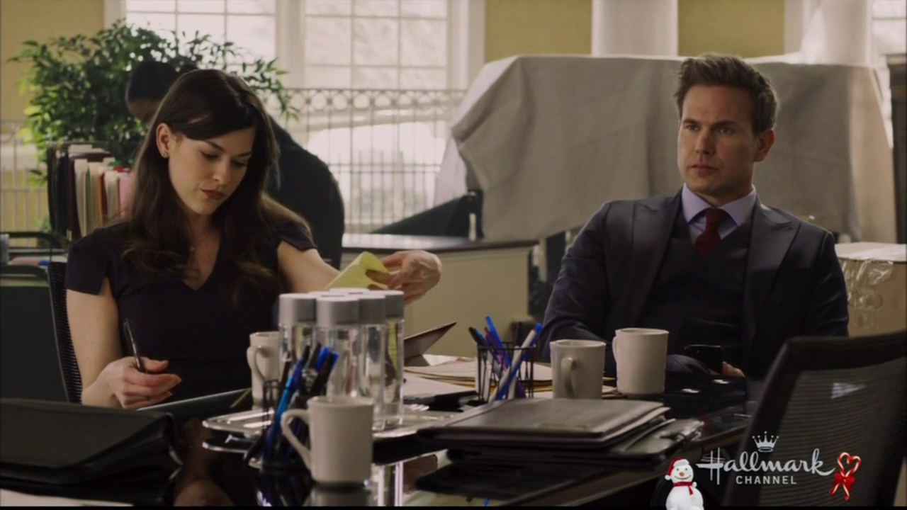 VampireDiariesWorld-dot-nl_ChristmasWishesAndMistletoeKisses03780.jpg