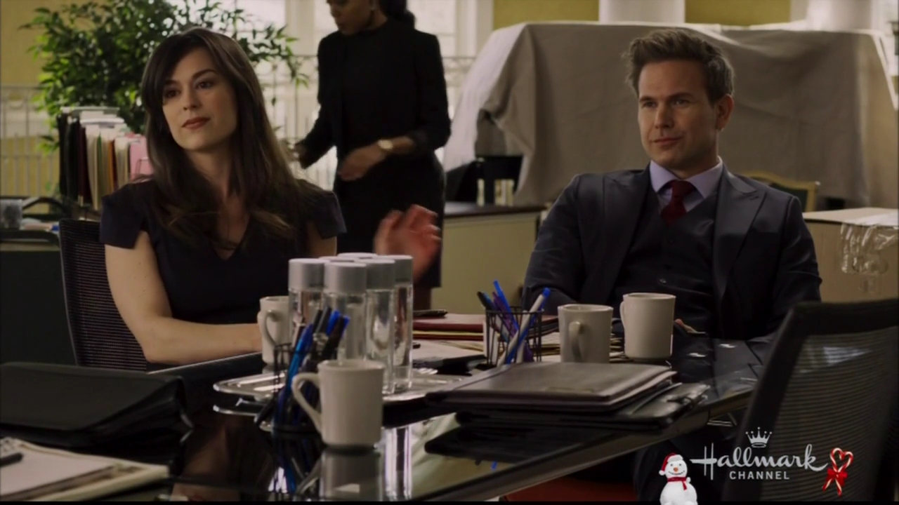 VampireDiariesWorld-dot-nl_ChristmasWishesAndMistletoeKisses03796.jpg