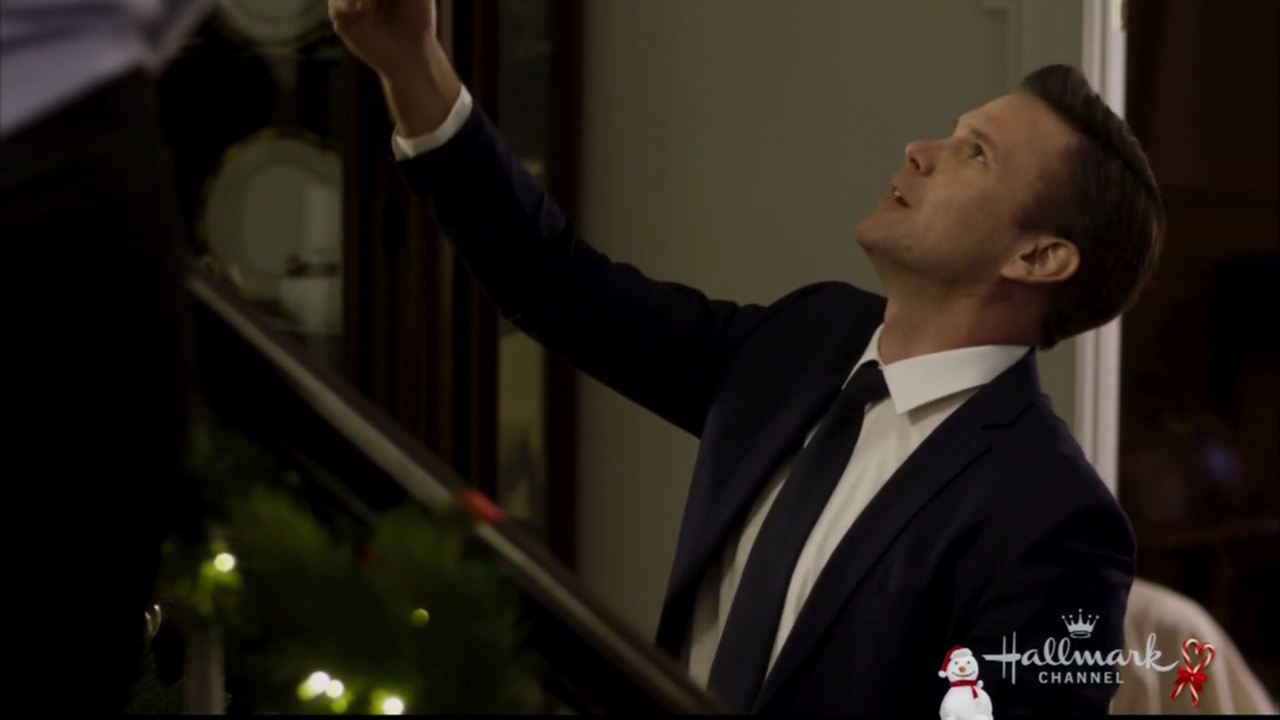 VampireDiariesWorld-dot-nl_ChristmasWishesAndMistletoeKisses04408.jpg