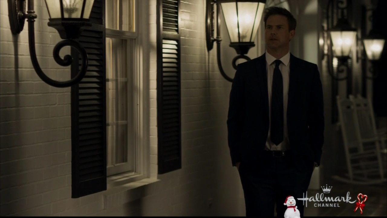 VampireDiariesWorld-dot-nl_ChristmasWishesAndMistletoeKisses04557.jpg