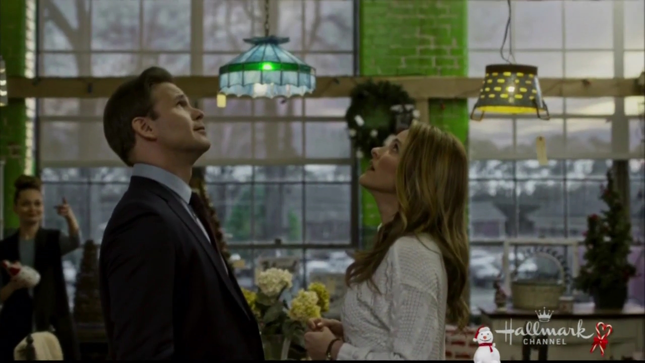 VampireDiariesWorld-dot-nl_ChristmasWishesAndMistletoeKisses04949.jpg
