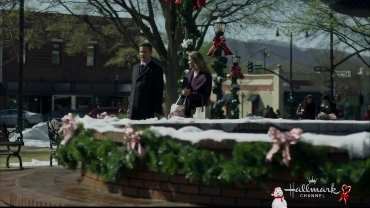 VampireDiariesWorld-dot-nl_ChristmasWishesAndMistletoeKisses04976.jpg