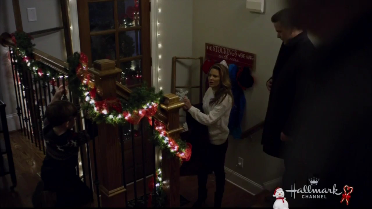 VampireDiariesWorld-dot-nl_ChristmasWishesAndMistletoeKisses05071.jpg VampireDiariesWorld-dot-nl_ChristmasWishesAndMistletoeKisses05071.jpg