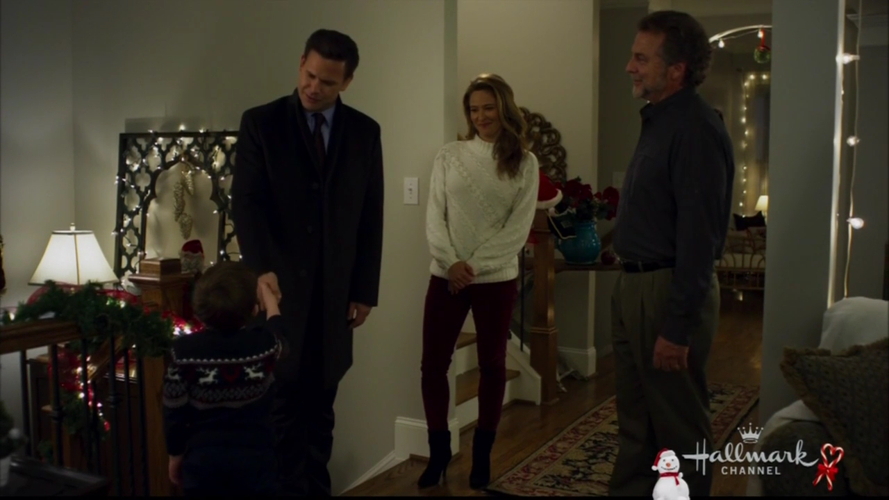 VampireDiariesWorld-dot-nl_ChristmasWishesAndMistletoeKisses05091.jpg
