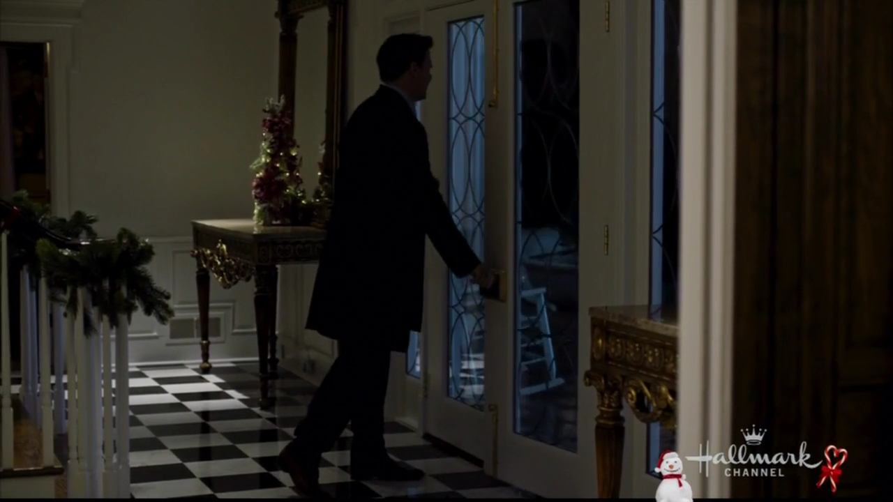 VampireDiariesWorld-dot-nl_ChristmasWishesAndMistletoeKisses05135.jpg VampireDiariesWorld-dot-nl_ChristmasWishesAndMistletoeKisses05135.jpg