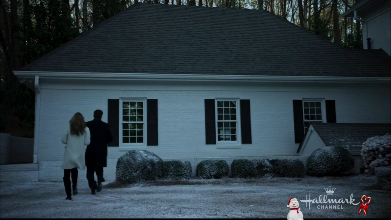 VampireDiariesWorld-dot-nl_ChristmasWishesAndMistletoeKisses05528.jpg