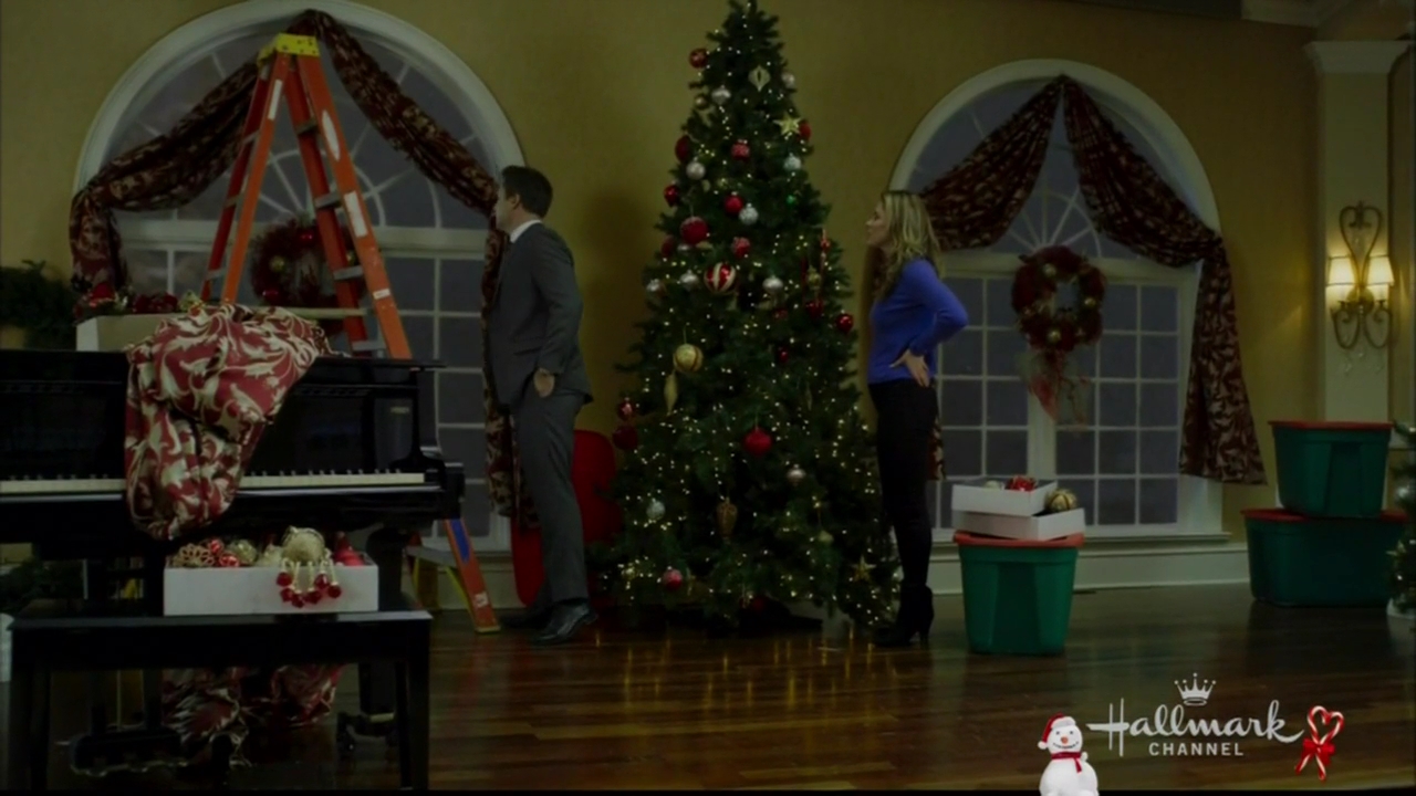 VampireDiariesWorld-dot-nl_ChristmasWishesAndMistletoeKisses05925.jpg