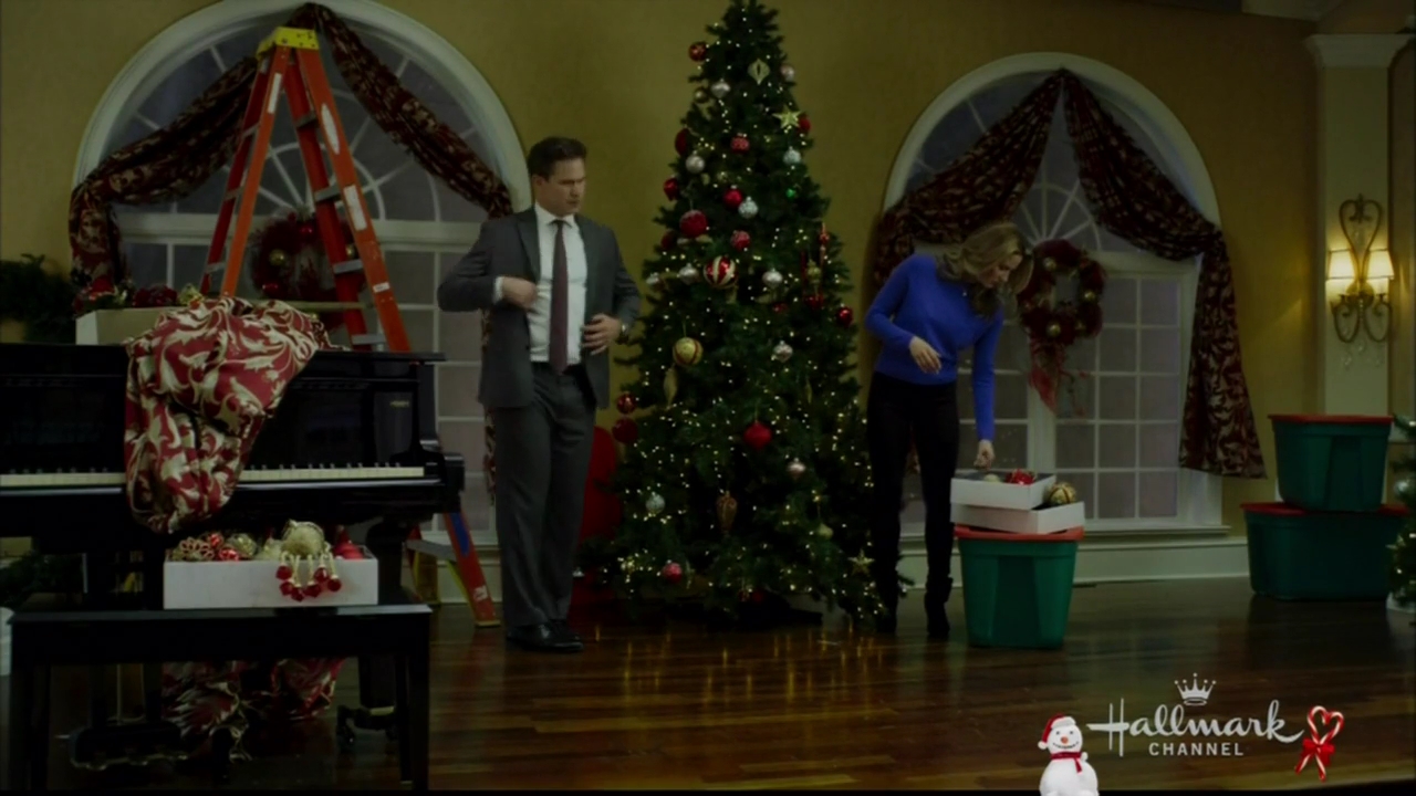 VampireDiariesWorld-dot-nl_ChristmasWishesAndMistletoeKisses05941.jpg
