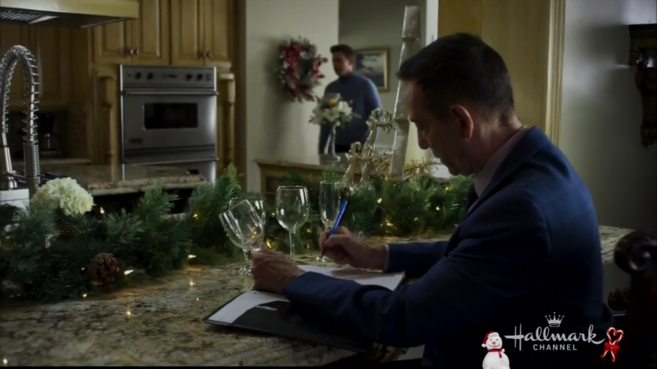 VampireDiariesWorld-dot-nl_ChristmasWishesAndMistletoeKisses06120.jpg VampireDiariesWorld-dot-nl_ChristmasWishesAndMistletoeKisses06120.jpg