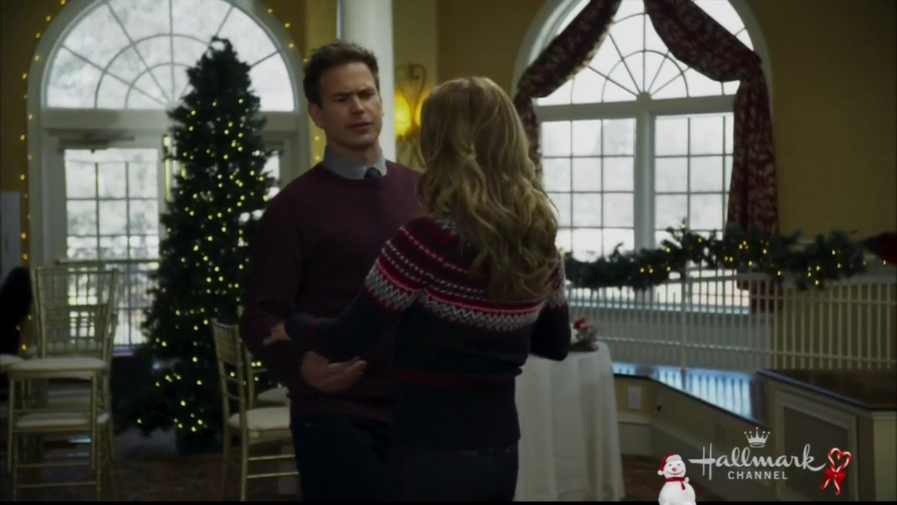 VampireDiariesWorld-dot-nl_ChristmasWishesAndMistletoeKisses06552.jpg
