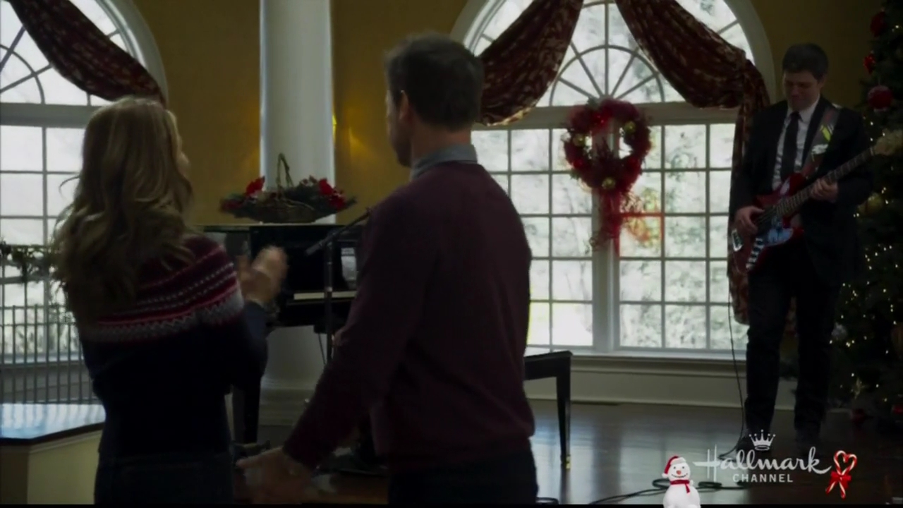 VampireDiariesWorld-dot-nl_ChristmasWishesAndMistletoeKisses06600.jpg