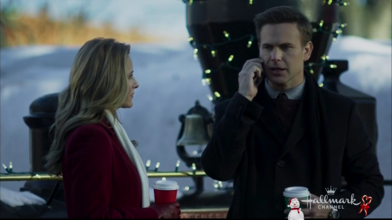 VampireDiariesWorld-dot-nl_ChristmasWishesAndMistletoeKisses06730.jpg