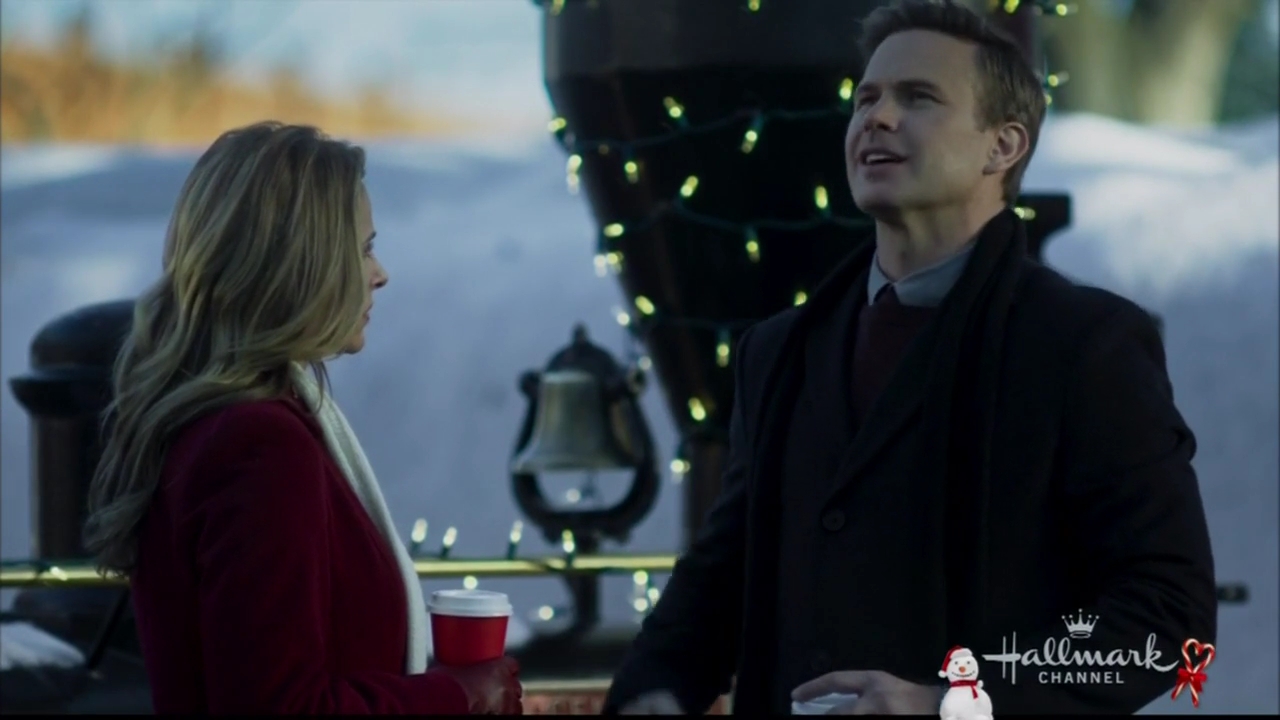 VampireDiariesWorld-dot-nl_ChristmasWishesAndMistletoeKisses06738.jpg