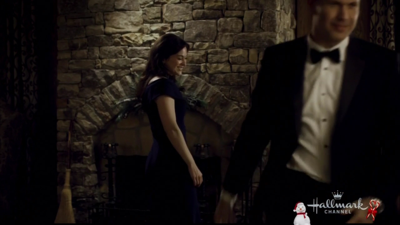 VampireDiariesWorld-dot-nl_ChristmasWishesAndMistletoeKisses07820.jpg