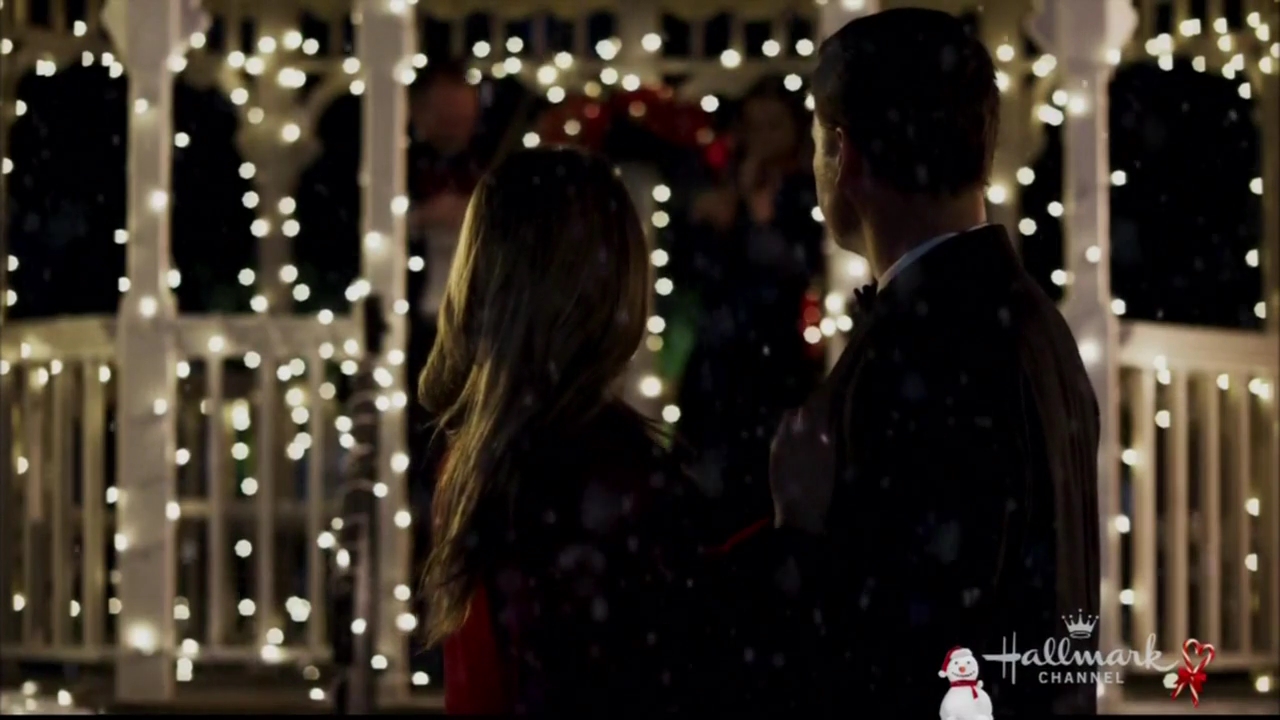 VampireDiariesWorld-dot-nl_ChristmasWishesAndMistletoeKisses08029.jpg