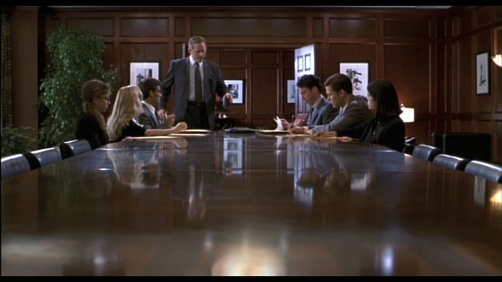 VampireDiariesWorld-dot-org_LegallyBlonde-Trailer_Captures00029.png