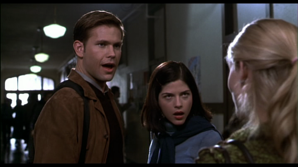 VampireDiariesWorld-dot-org_LegallyBlonde-Trailer_Captures00030.png