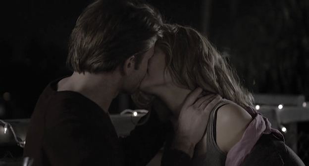 vampirediariesworld_dot_nl-findingbliss3930.jpg