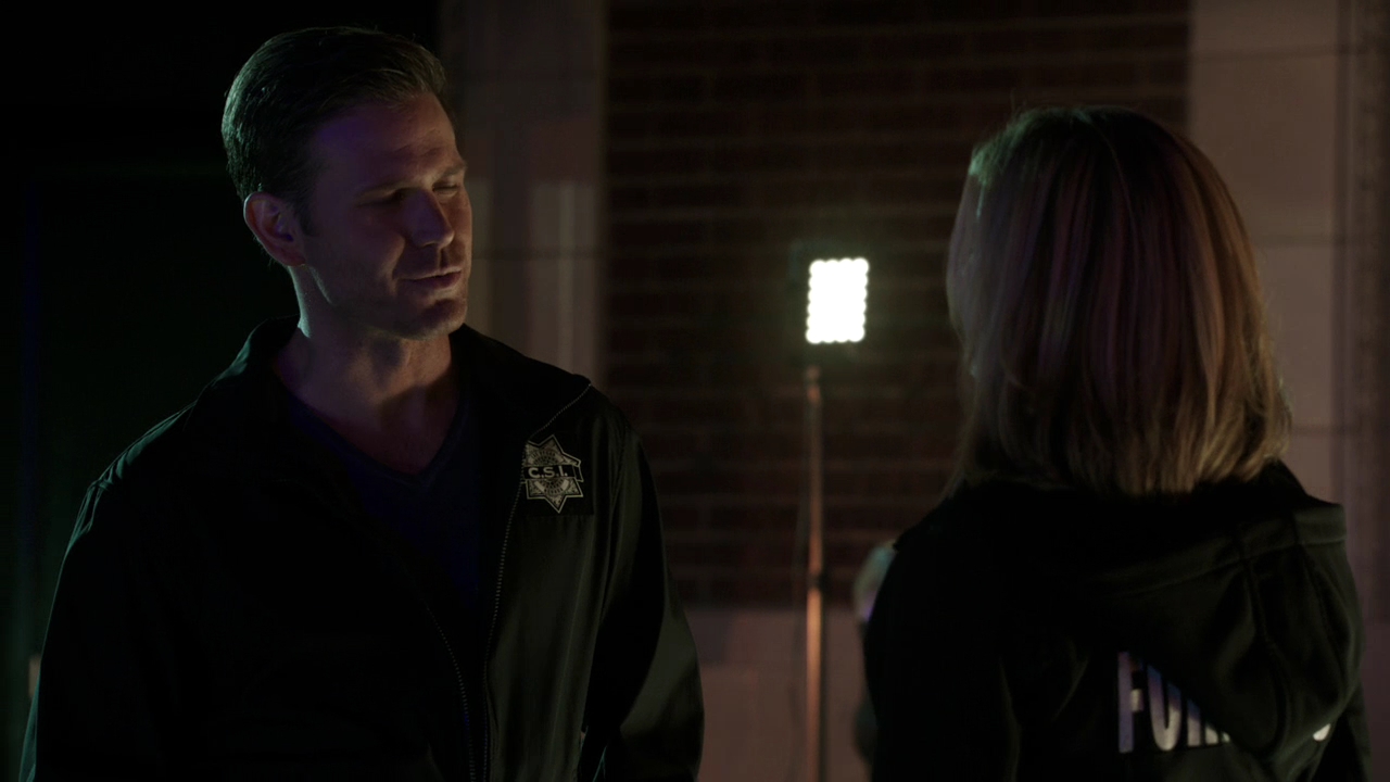 VampireDiariesWorld-dot-org_CSI-14x13-0173.jpg