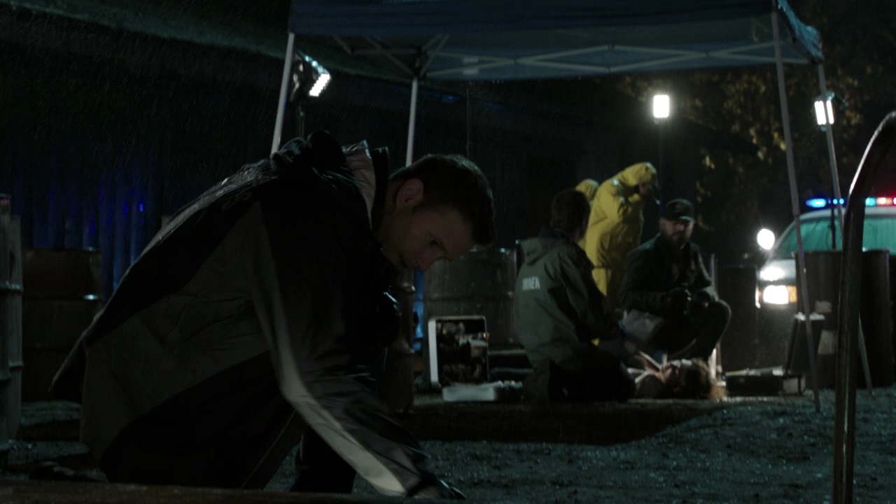 VampireDiariesWorld-dot-org_CSI-14x13-1052.jpg