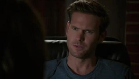 VampireDiariesWorld-dot-org_Cult1x03-0585.jpg