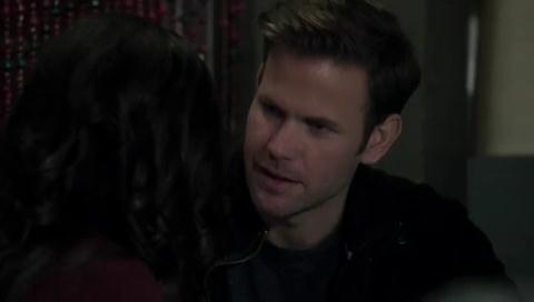 VampireDiariesWorld-dot-org_Cult1x040347.jpg
