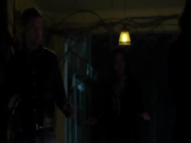 VampireDiariesWorld-dot-org_Cult-S01E07-1799.jpg