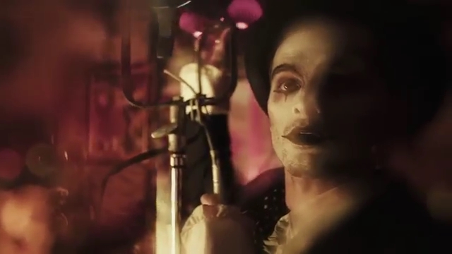 VampireDiariesWorld-dot-MichaelMalarkeyCaptainSolitaire0580.jpg