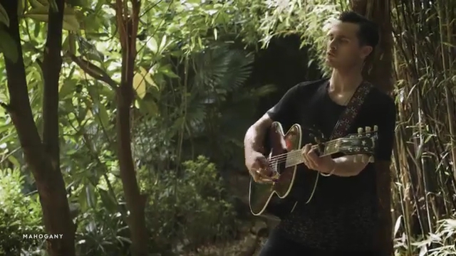 VampireDiariesWorld-dot-nl_MichaelMalarkey-ToBeAMan0162.jpg