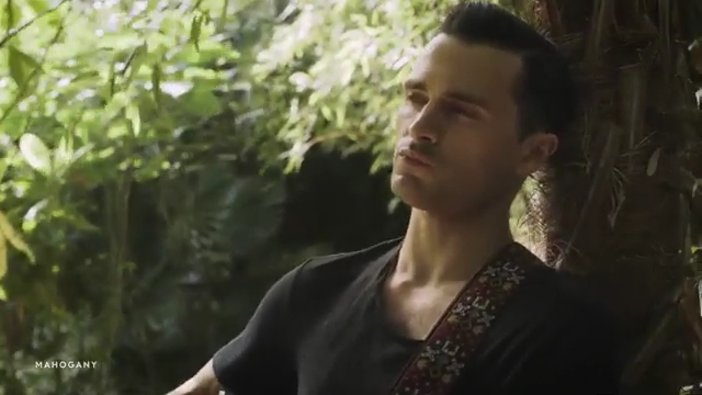 VampireDiariesWorld-dot-nl_MichaelMalarkey-ToBeAMan0195.jpg