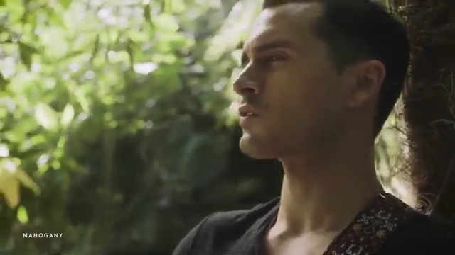 VampireDiariesWorld-dot-nl_MichaelMalarkey-ToBeAMan0234.jpg