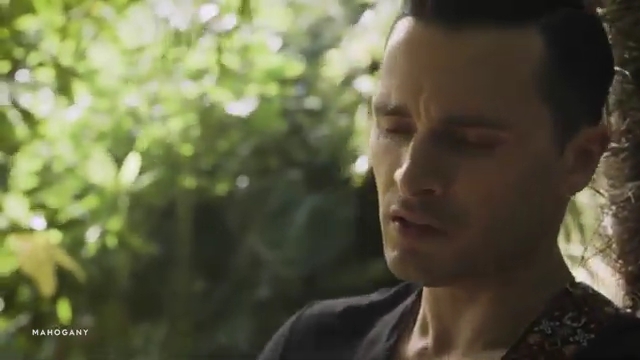 VampireDiariesWorld-dot-nl_MichaelMalarkey-ToBeAMan0266.jpg