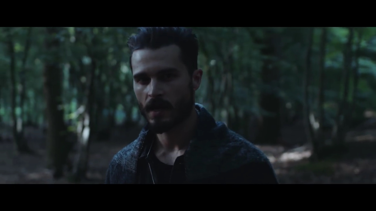 VampireDiariesWorld-dot-nl_MichaelMalarkey-UncomfortablyNumb0036.jpg