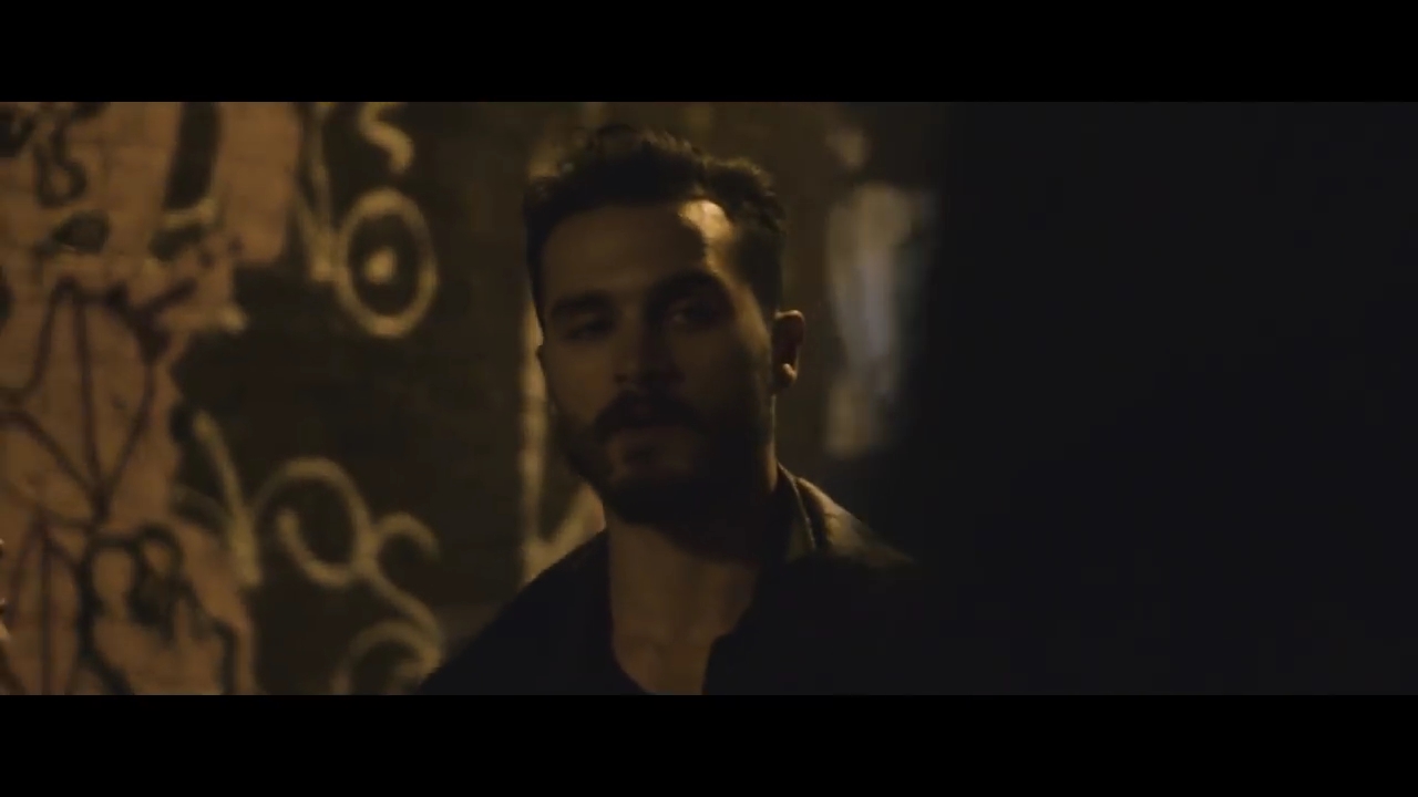 VampireDiariesWorld-dot-nl_MichaelMalarkey-UncomfortablyNumb0126.jpg