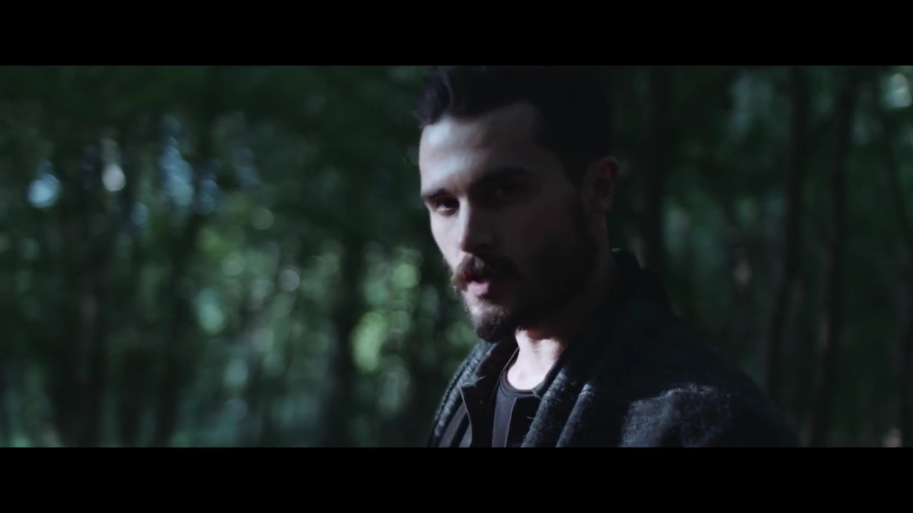 VampireDiariesWorld-dot-nl_MichaelMalarkey-UncomfortablyNumb0135.jpg