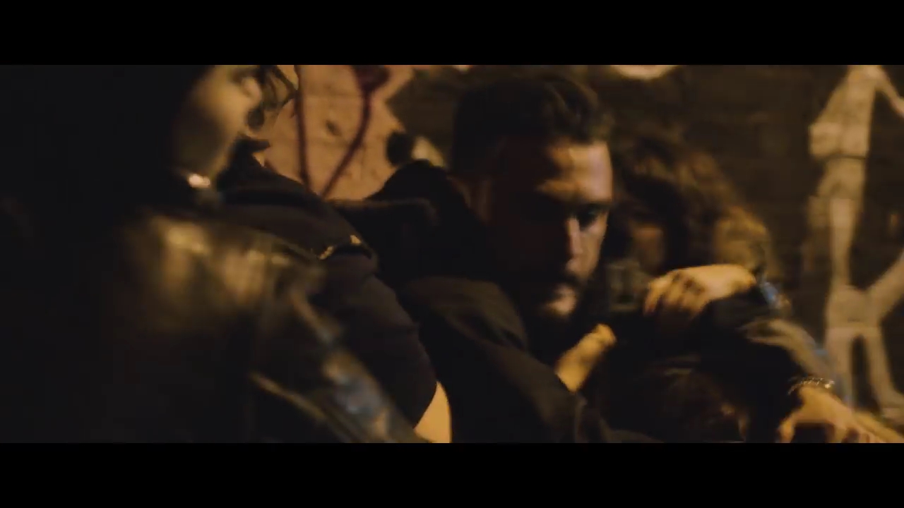 VampireDiariesWorld-dot-nl_MichaelMalarkey-UncomfortablyNumb0151.jpg