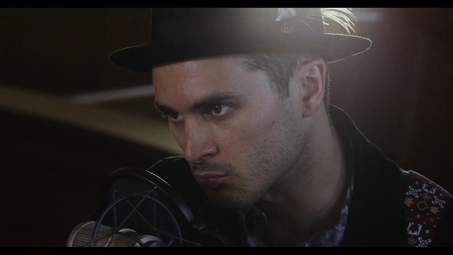 VampireDiariesWorld-dot-nl_Scars-TheHudsonSessions0071.jpg