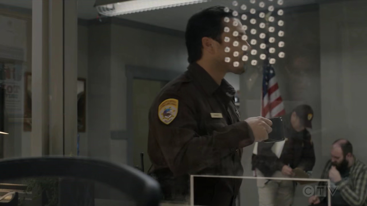 vampirediariesworld-dot-nl_BigSky2x03-2344.jpg