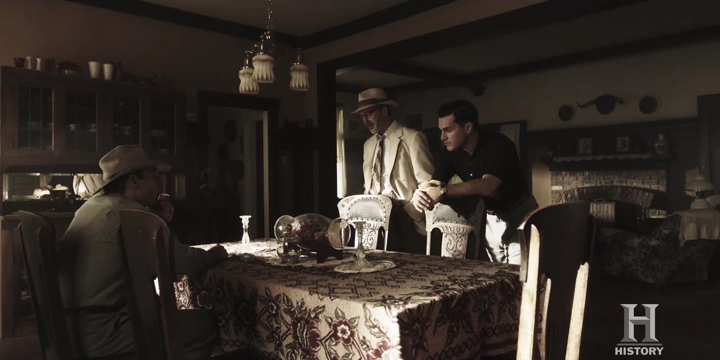 VampireDiariesWorld-dot-nl_ProjectBlueBook2x01-1733.jpg