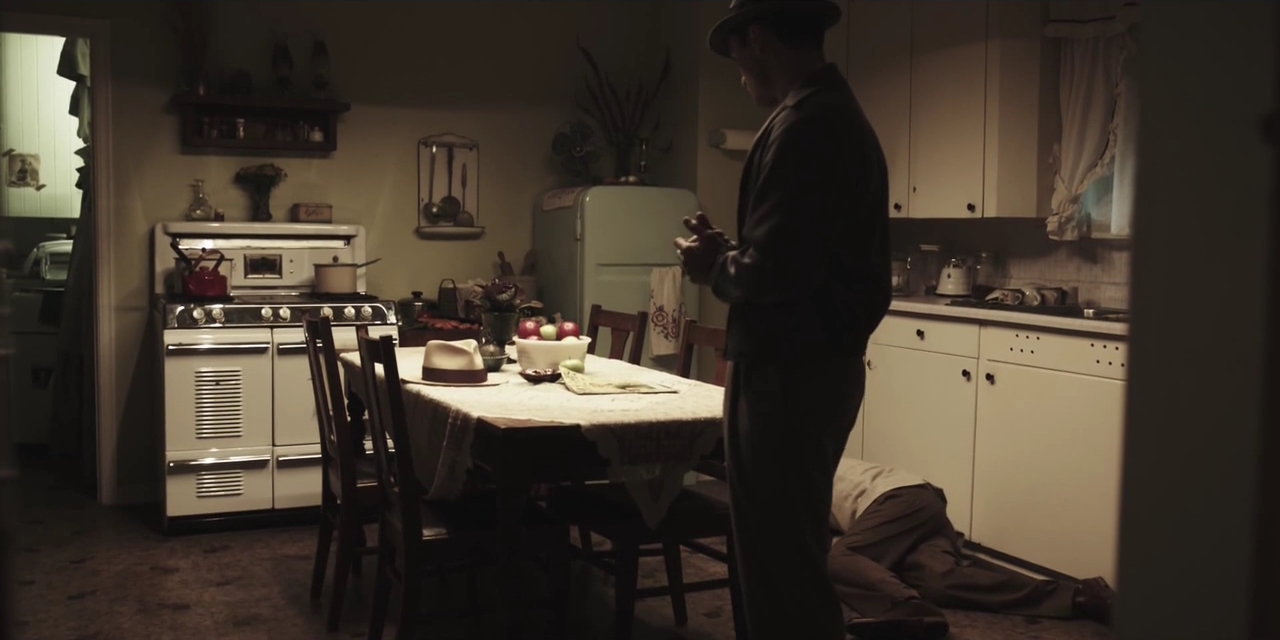 VampireDiariesWorld-dot-nl_ProjectBlueBook2x02-1829.jpg