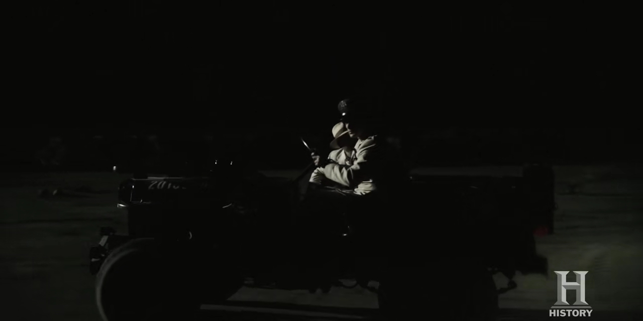 VampireDiariesWorld-dot-nl-ProjectBlueBook2x03-1979.jpg