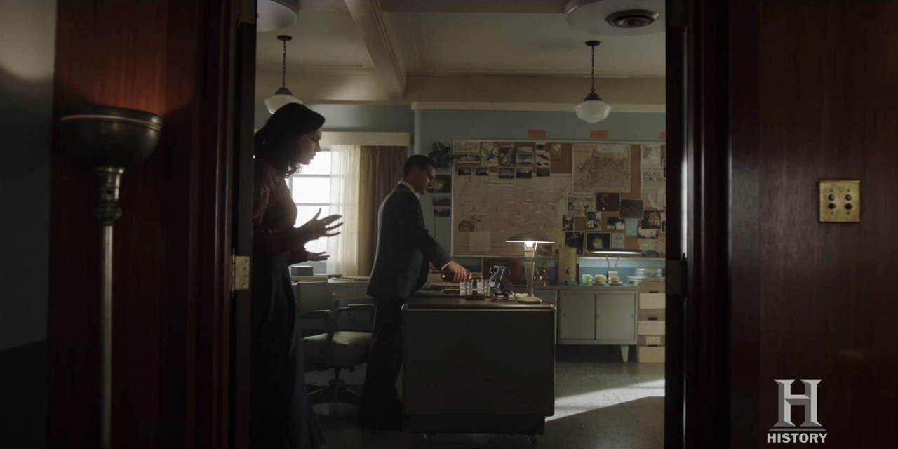 VampireDiariesWorld-dot-nl-ProjectBlueBook2x05-0396.jpg