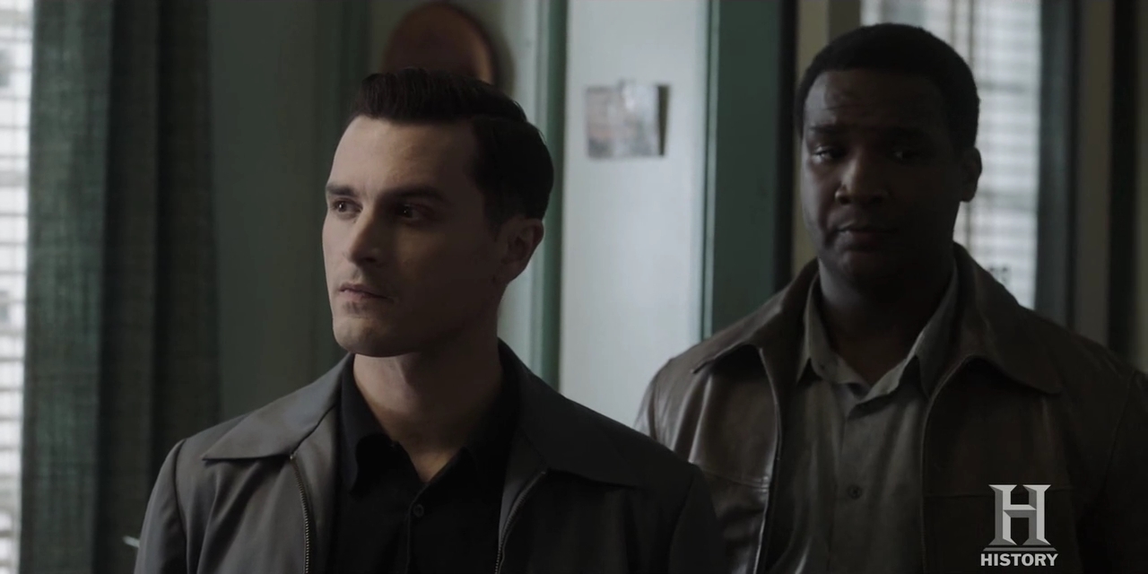 VampireDiariesWorld-dot-nl-ProjectBlueBook2x05-1947.jpg