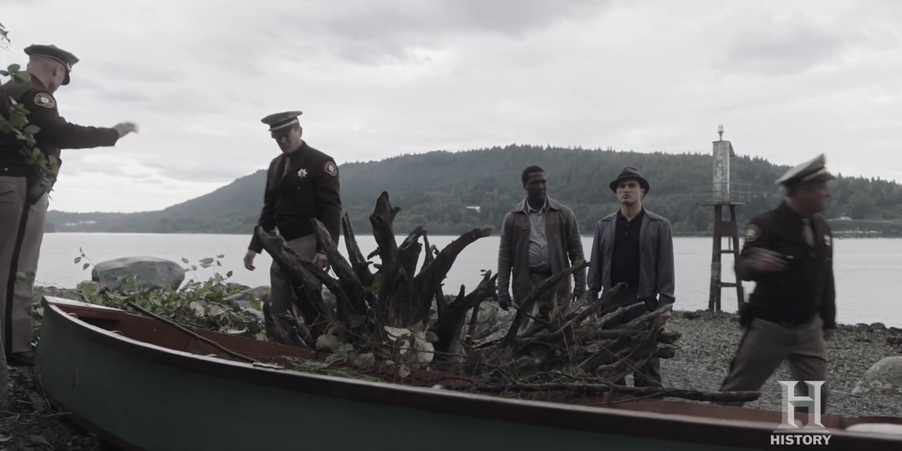 VampireDiariesWorld-dot-nl-ProjectBlueBook2x05-1978.jpg