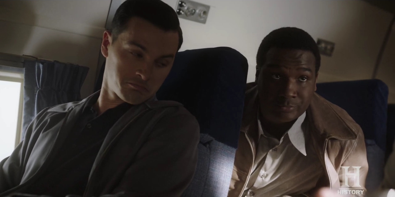 VampireDiariesWorld-dot-nl-ProjectBlueBook2x05-2348.jpg