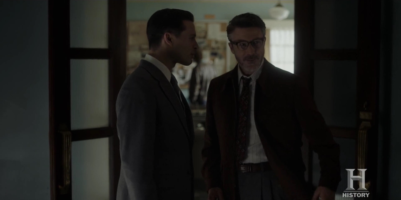 VampireDiariesWorld-dot-nl-ProjectBlueBook2x06-0440.jpg